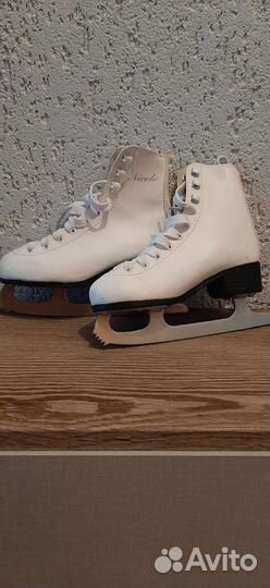 Коньки для фигурного катания на девочку