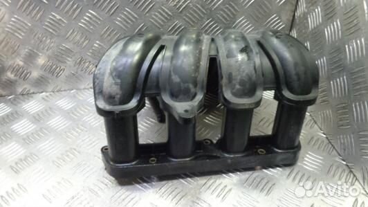 Впускной коллектор бензиновый nissan note E11 (5BN