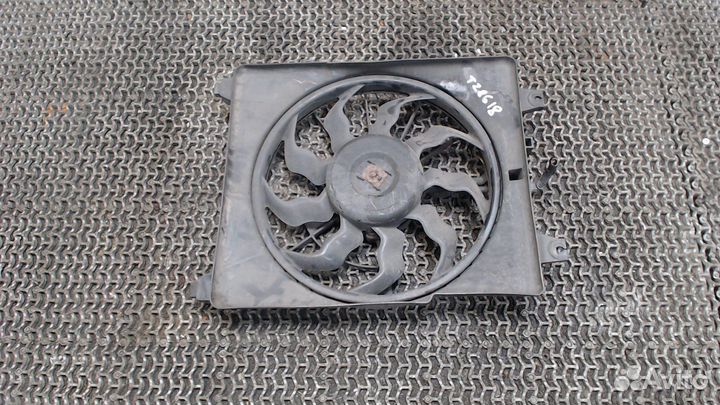 Вентилятор радиатора Hyundai H-1 Starex, 2012