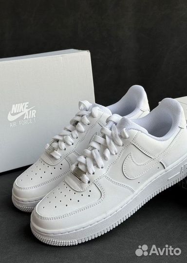 Air Force 1 Low White