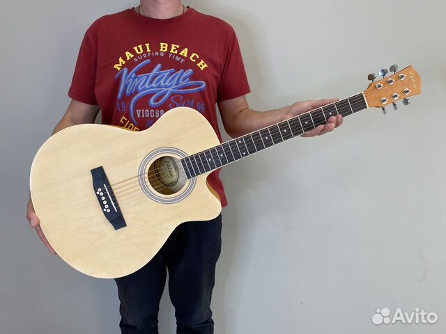 Акустическая гитара новая