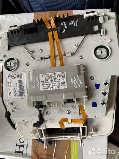 Плафон салона Мерседес w 212