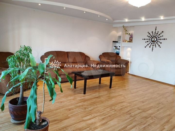 4-к. квартира, 113 м², 9/10 эт.