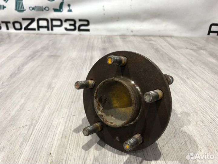 Ступица задняя Ford Focus седан qqdb 2007