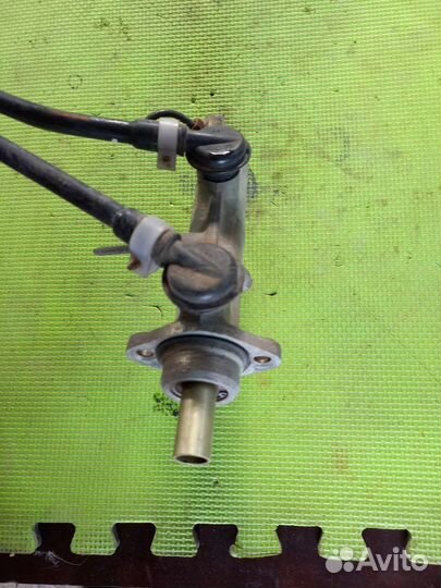 Тормозной цилиндр-главный лт-28