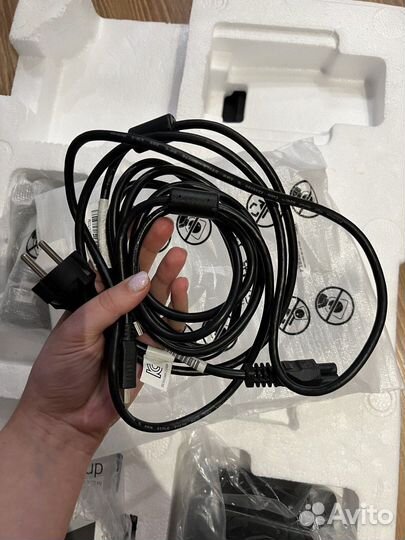 Монитор для компьютера HP u27 4K Wireless(9TQ13AA)