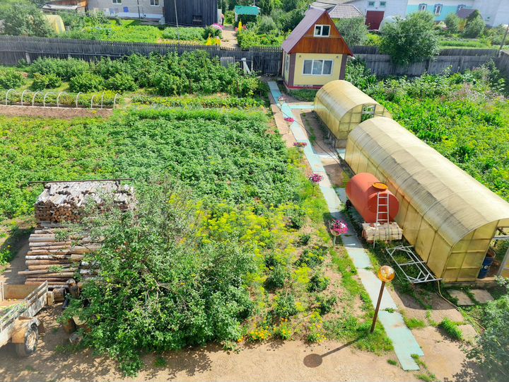 Дом 359,8 м² на участке 16 сот.