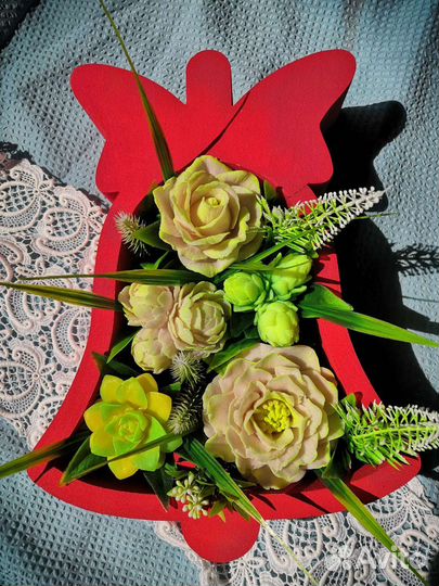 Подарокчителю букет из мыла в боксе