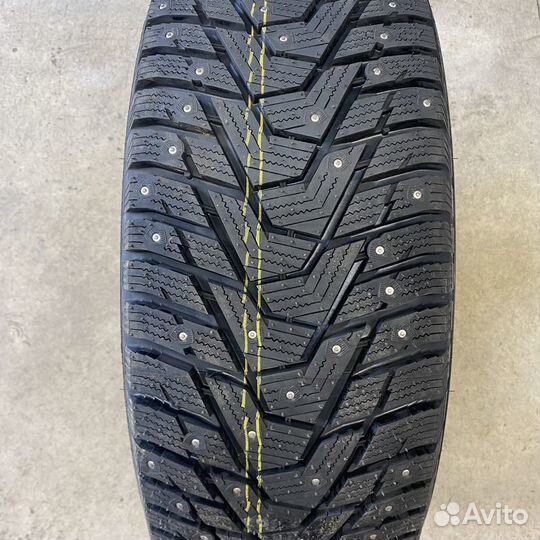 Hankook Winter i'Pike X W429A 275/45 R21 110T