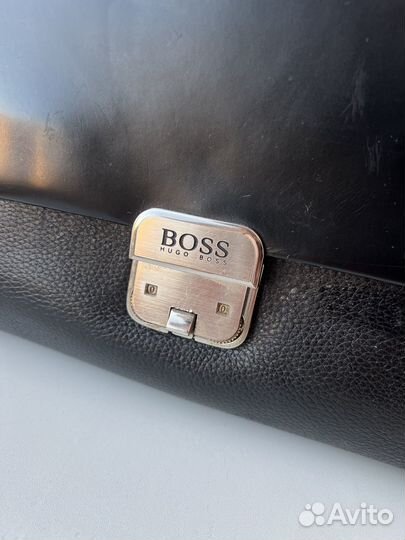 Мужской кожаный портфель hugo boss