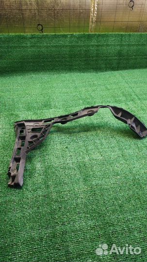 Кронштейн заднего бампера левый VW Polo 5 Рестайл