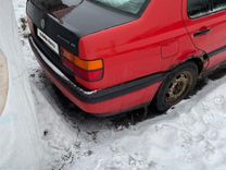 Volkswagen Vento 1.8 AT, 1993, 315 000 км, с пробегом, цена 105 000 руб.