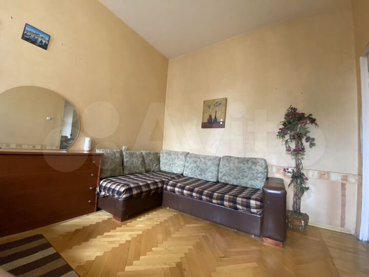 3-к. квартира, 90 м², 3/7 эт.