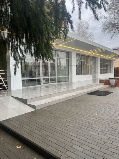 Свободного назначения, 1350 м²