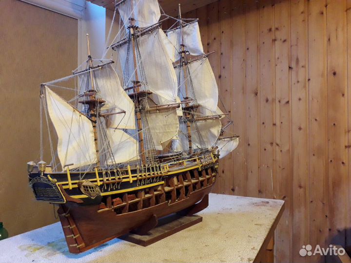 Модель парусника.Пиратский корабль