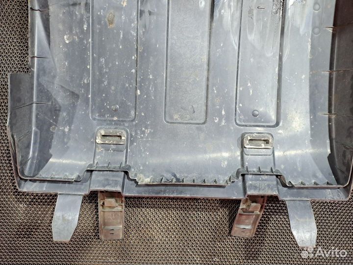 Крыло заднее верхняя часть