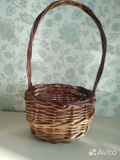 Корзина плетёная