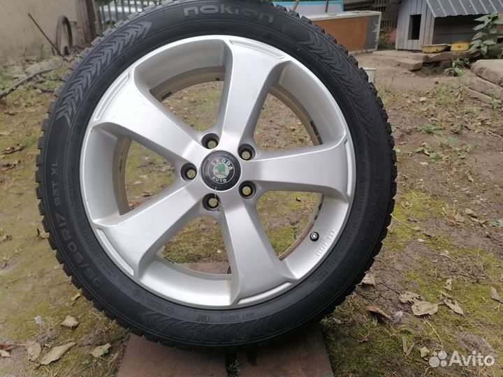 Зимние колёса r17 205/50 nokian Hakkapelitta 8