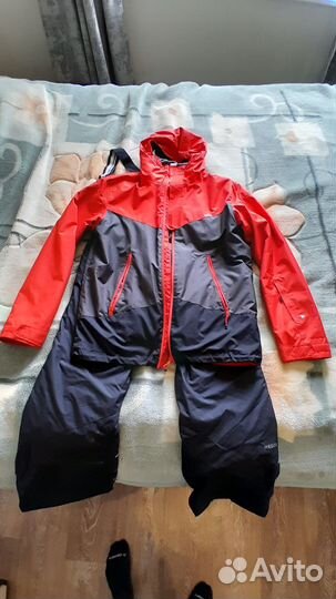 Горнолыжный костюм