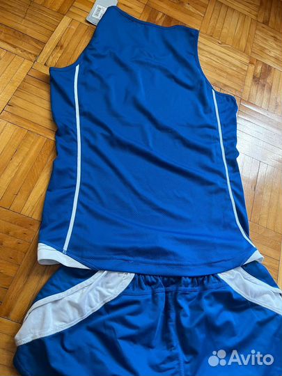 Форма спортивная asics