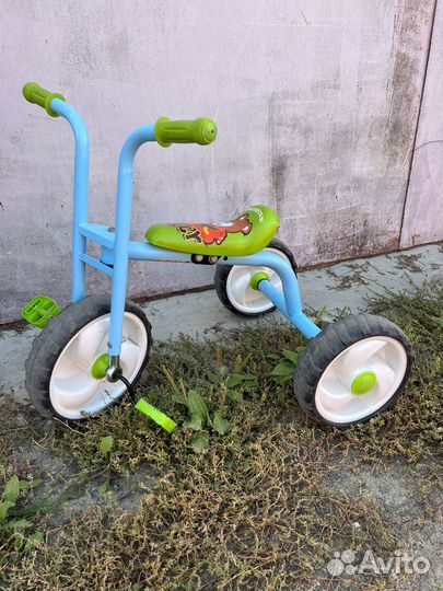Детский трехколесный велосипед