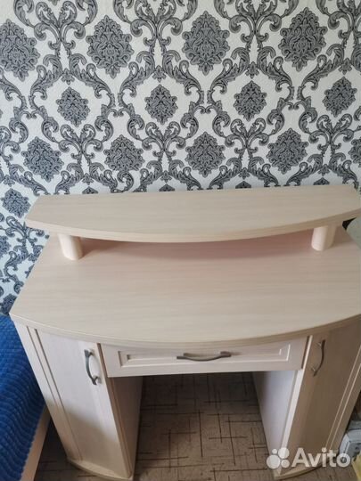 Туалетный столик