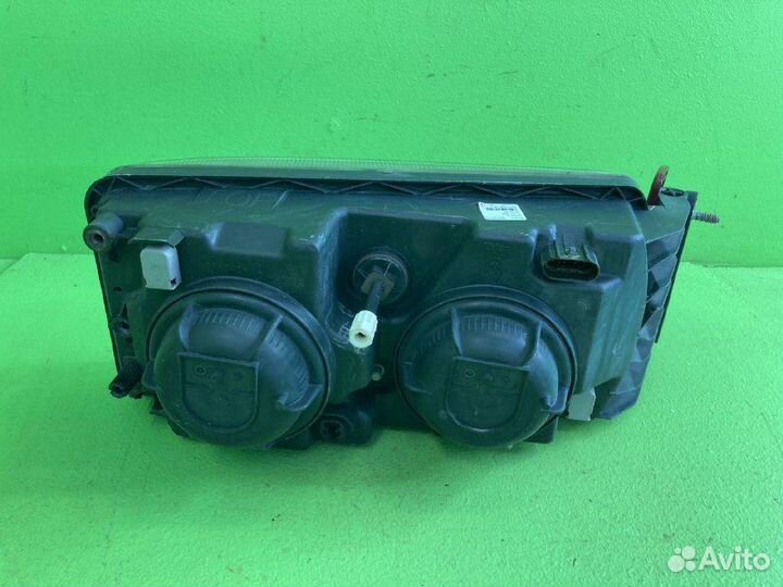 Фара головного света iveco stralis