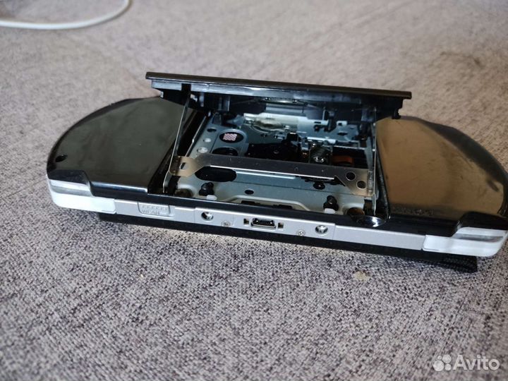 Игровая приставка psp