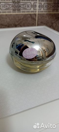 Dkny be delicious