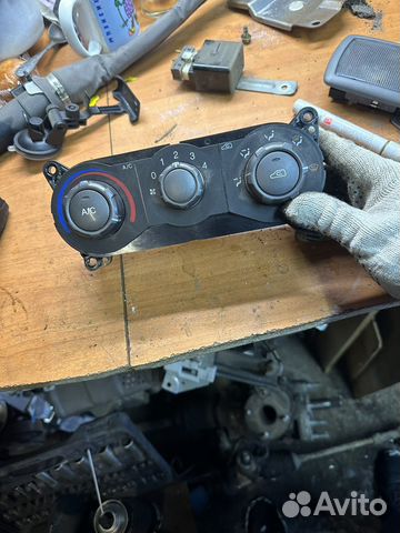 Блок управления печкой Hyundai Matrix