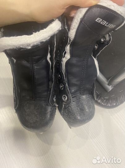 Хоккейные коньки Bauer