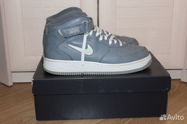 Кроссовки мужские Nike Air Force 1 Mid