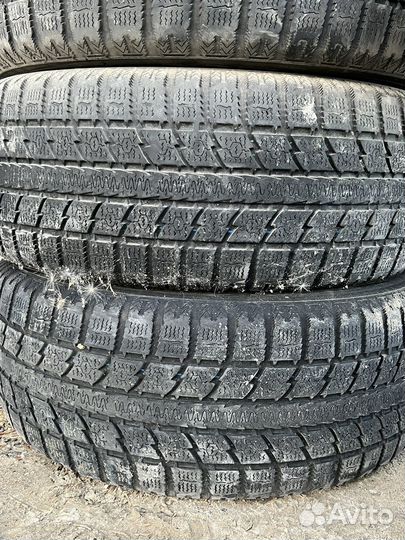 Toyo Observe GSi-5 235/55 R17