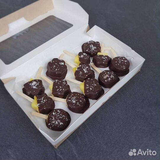 Фрукты в шоколаде