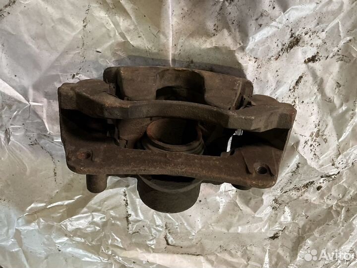 Суппорт тормозной Mazda 6 GG 2002-2007