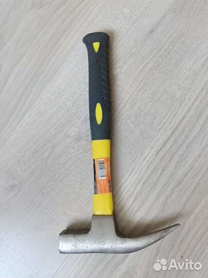 Молоток плотницкий Fiber