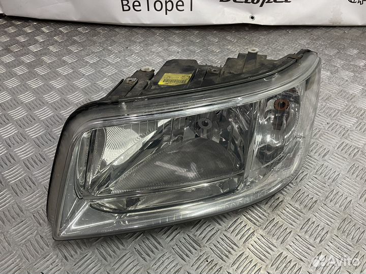 Фара WV Transporter 5