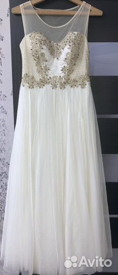 Платье праздничное
