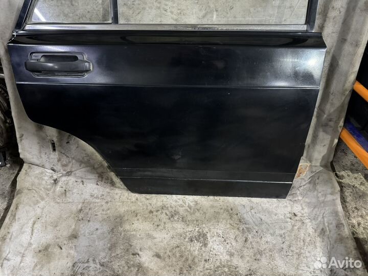 Задняя правая дверь Ваз 2107