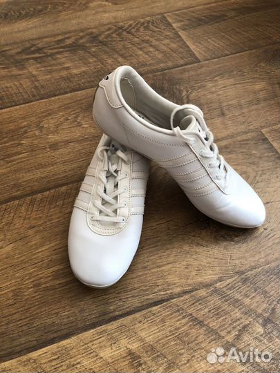 Кроссовки adidas кеды