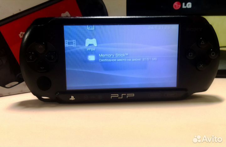 Sony PSP e 1008 прошитая