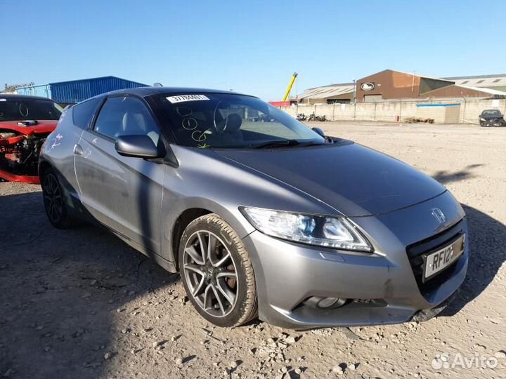 В разборе honda cr-z
