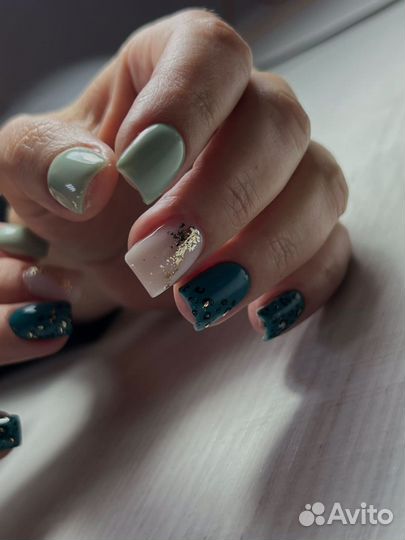 Маникюр педикюр