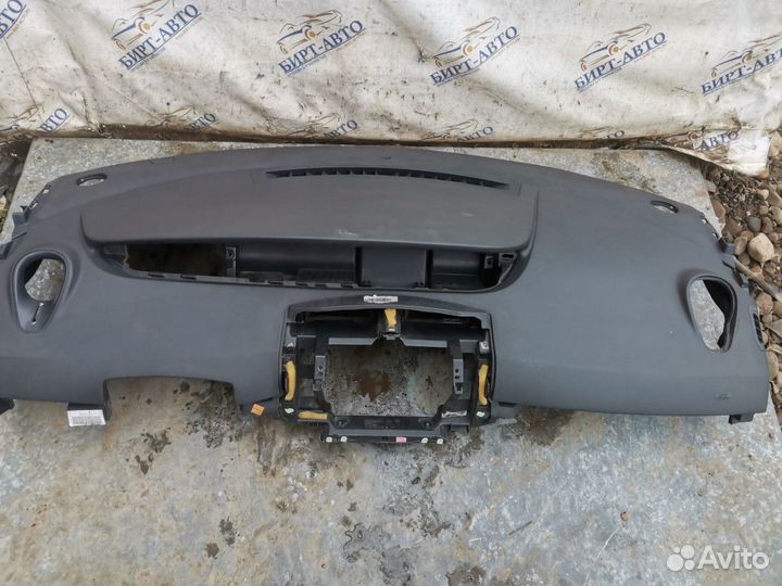 Торпедо Renault Scenic II (2003—2006)