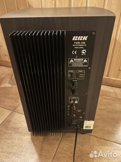 Сабвуфер BBK