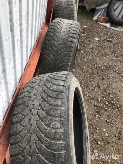 Nokian Tyres Hakkapeliitta 4 235/55 R17 103T