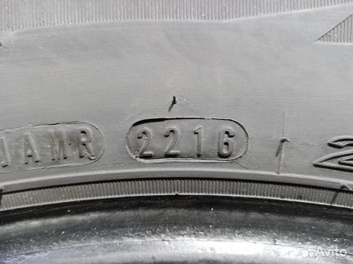 Nexen Winguard WinSpike WH62 215/65 R16