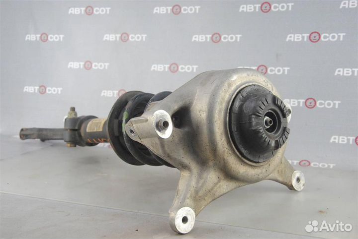 Передняя стойка в сборе правая Audi Q5 8R 2009-2