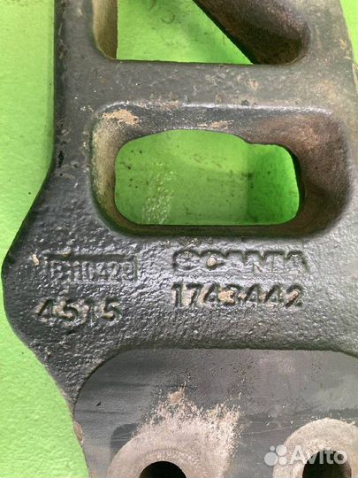 Кронштейн крепления кпп scania G380