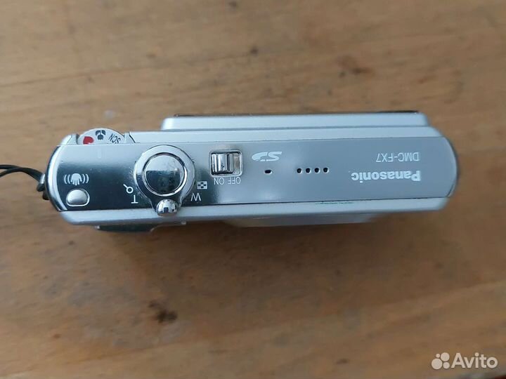 Компактный фотоаппарат Panasonic Lumix